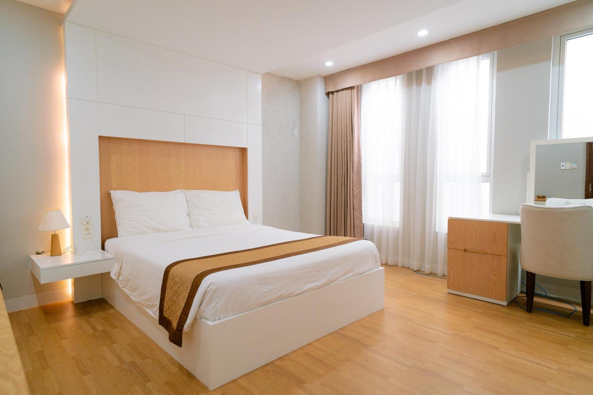 Khach San Minh Long Hotel Tuy Hoa Exterior photo